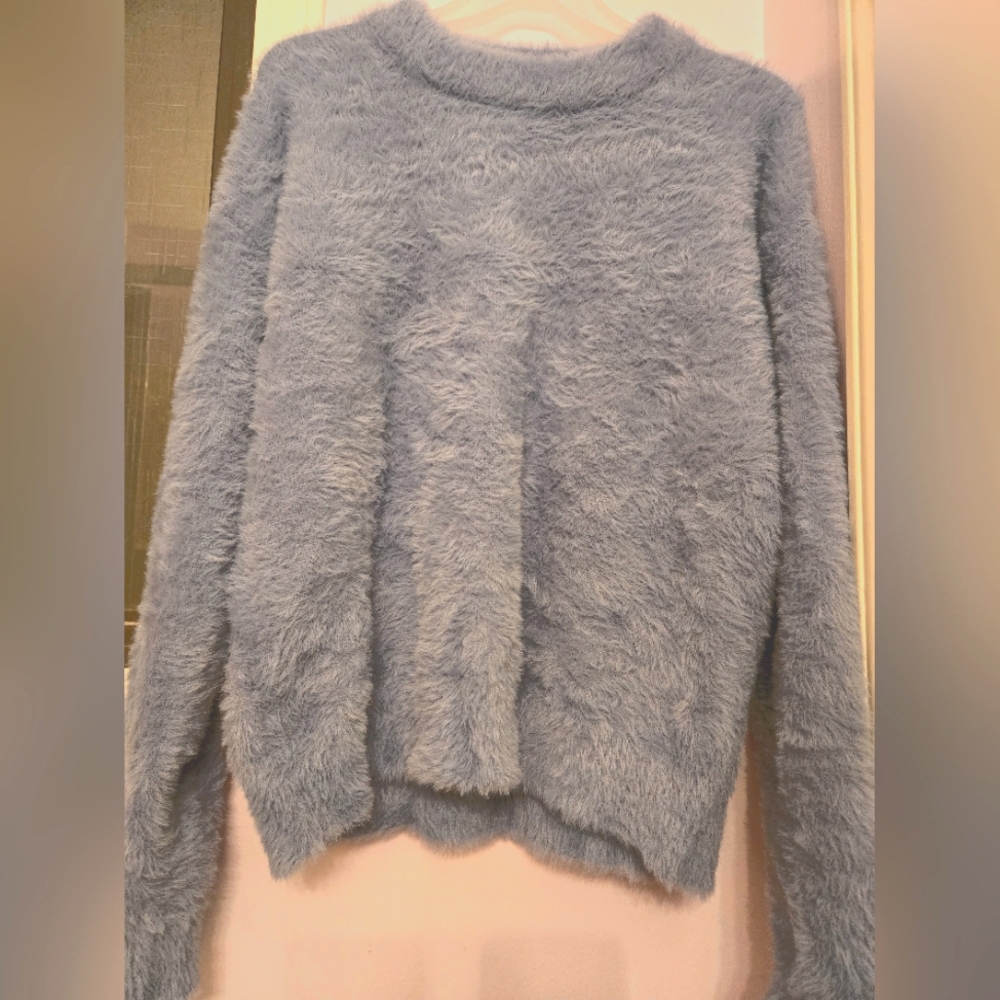 Buffalo sweater size S